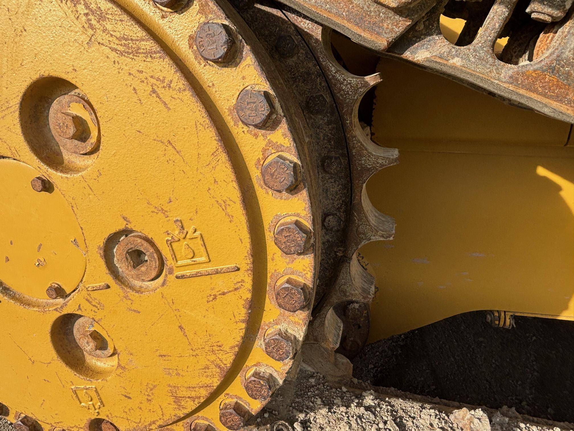 2014 CATERPILLAR D6T - Image 18